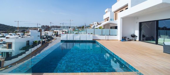 3 bedrooms House in Benidorm, Spain No. 285782 5