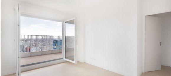 4 Schlafzimmer Wohnung in Gennevilliers, France, Nr. 176048 5