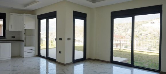 Villa 3+1 in Kargicak, Turkey No. 17906 11