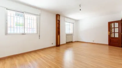 4 bedrooms Apartment in Alcorcon, Spain No. 265979