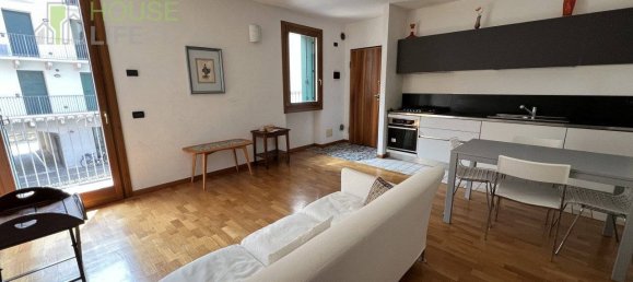 3 bedrooms Apartment in Schio, Italy No. 272434 5