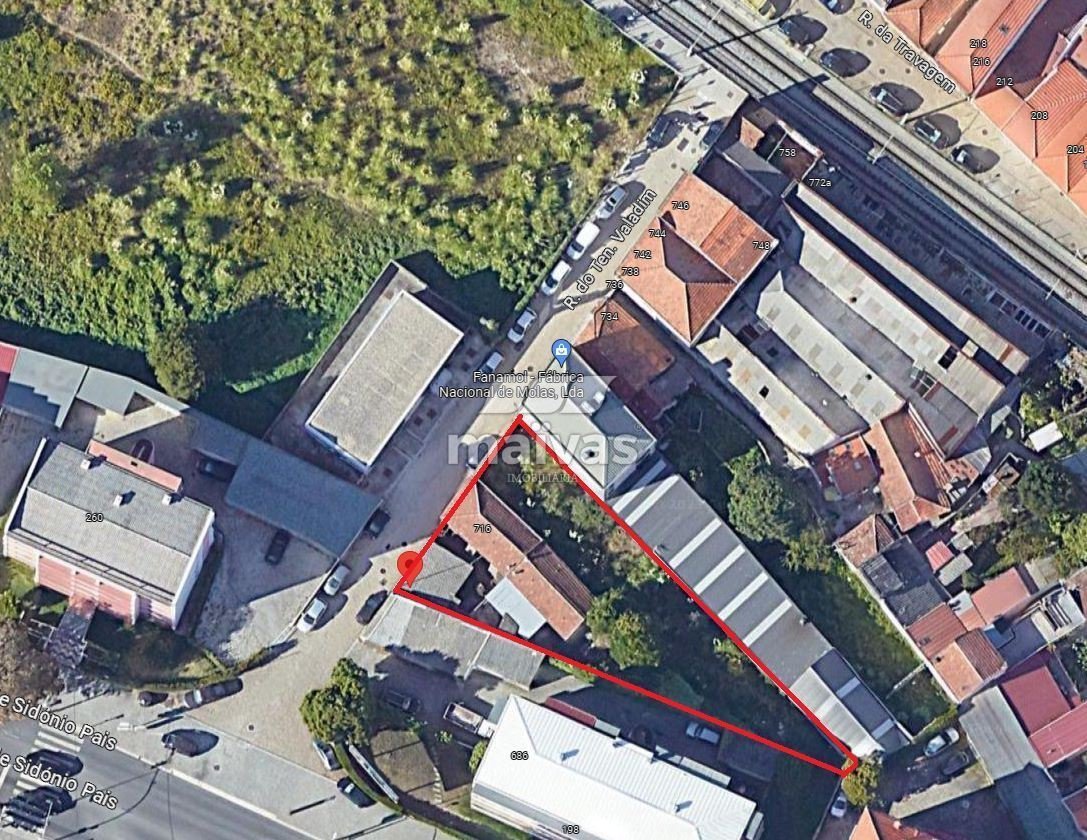  Land in Porto, Portugal No. 144429