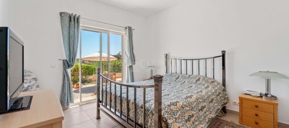 4 bedrooms House in Guia, Portugal No. 98200 10