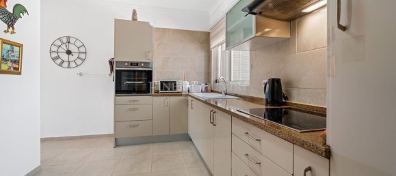 4 bedrooms House in Guia, Portugal No. 98200 11