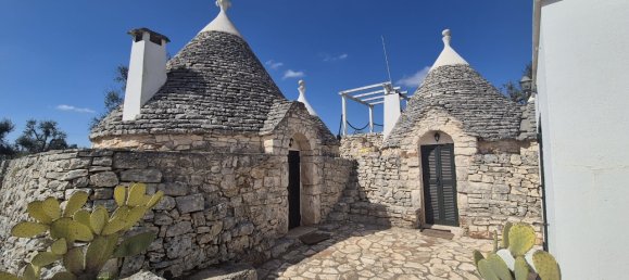 4 rooms House in Ceglie Messapica, Italy No. 14743 2