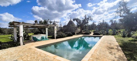 4 rooms House in Ceglie Messapica, Italy No. 14743 10