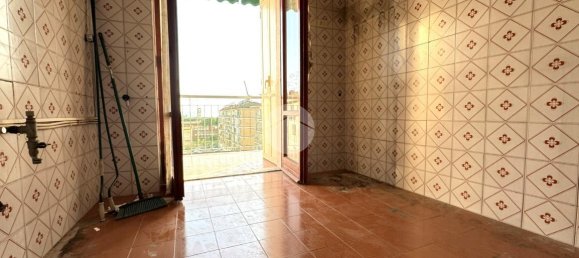 2-Zimmer Wohnung in Naples, Italy, Nr. 237768 9