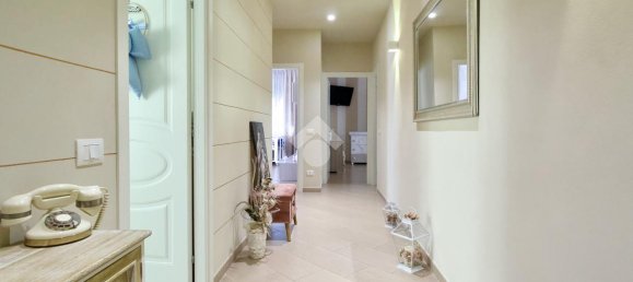 3 rooms Apartment in Reggio Emilia, Italy No. 14894 11