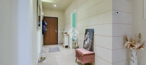 3 rooms Apartment in Reggio Emilia, Italy No. 14894 17