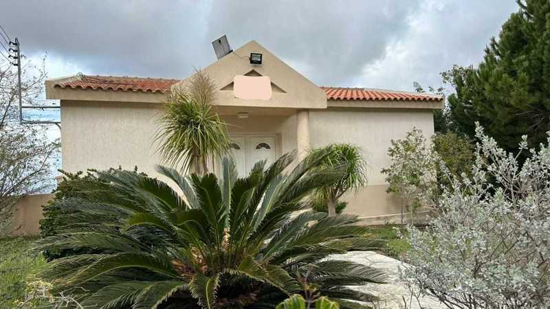 Casa de 5 dormitorios en Tala, Cyprus No. 6906