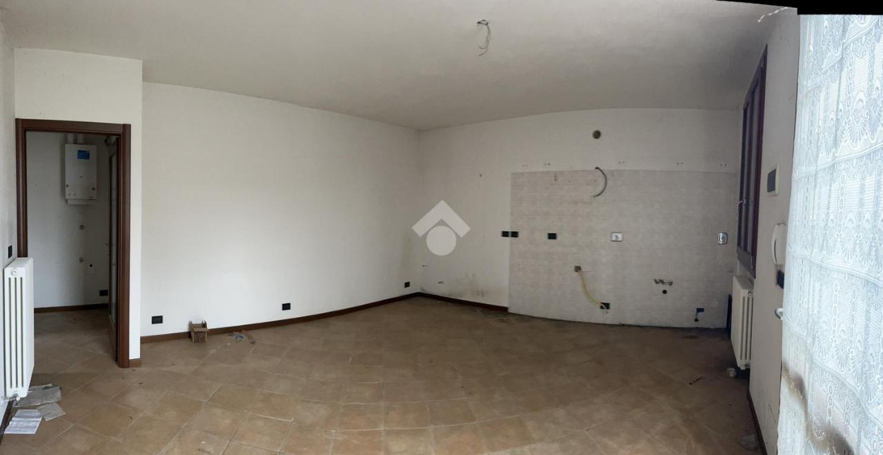 2غرفة شقة في Valsamoggia, Italy رقم 162495