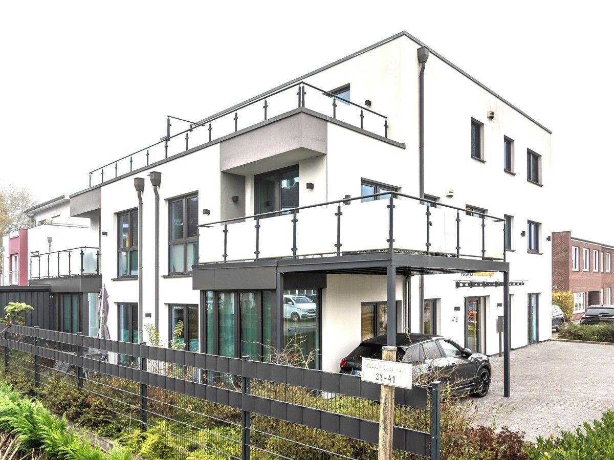 10-Zimmer Gebäude in Oldenburg, Germany, Nr. 165757