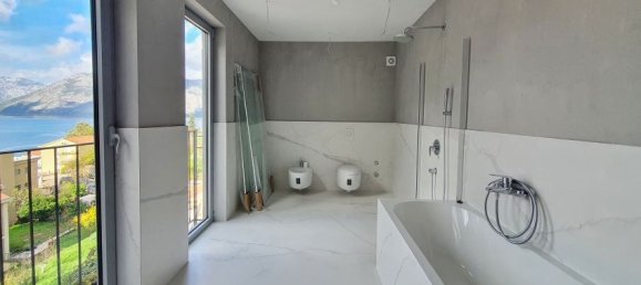 Apartamento de 3 dormitorios en Kotor, Montenegro No. 79 6