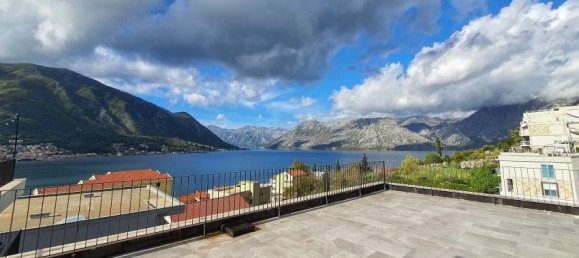 Apartamento de 3 dormitorios en Kotor, Montenegro No. 79 18