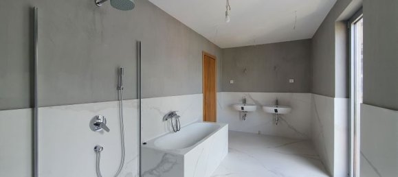Apartamento de 3 dormitorios en Kotor, Montenegro No. 79 10