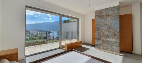 Apartamento de 3 dormitorios en Kotor, Montenegro No. 79 11