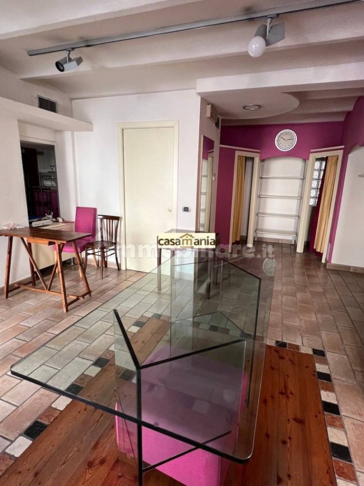 2-salle Propriété commerciale à Pergola, Italy No. 273562