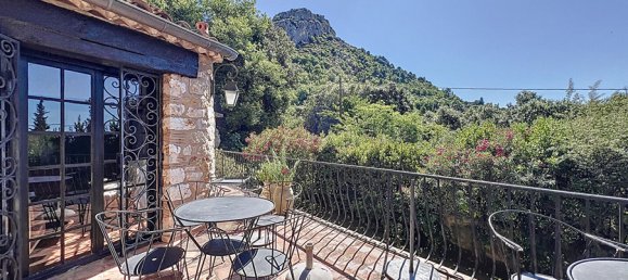 4 bedrooms Villa in Vence, France No. 299151 3