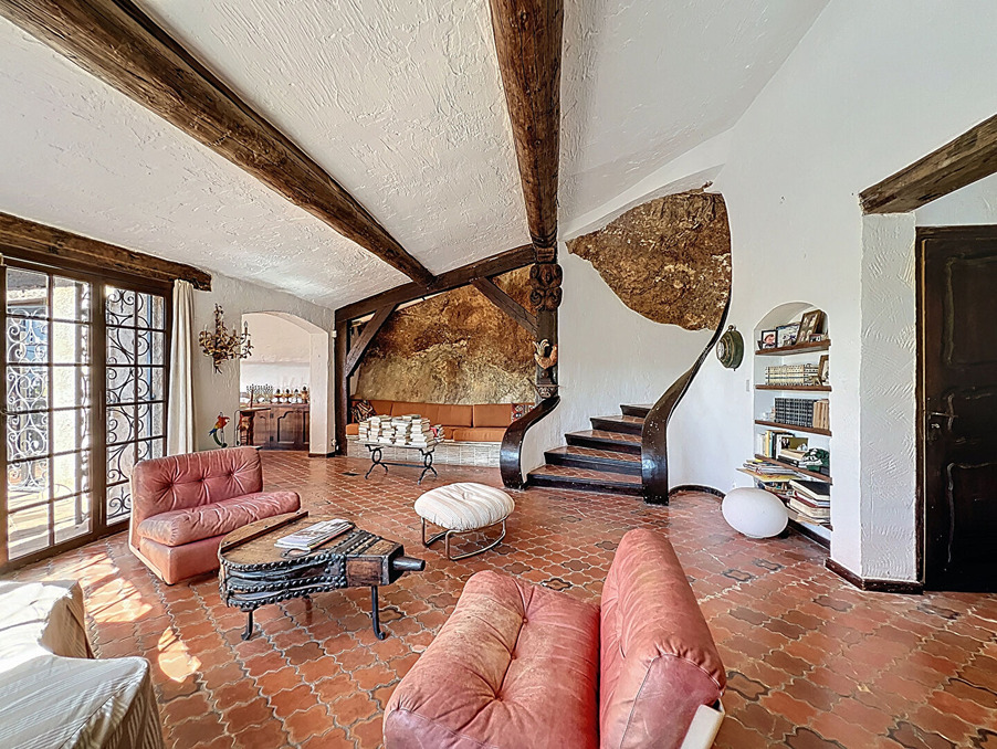 4 bedrooms Villa in Vence, France No. 299151