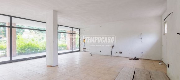 Gewerbliche Immobilie in Sala Baganza, Italy 109m², Nr. 332636 8