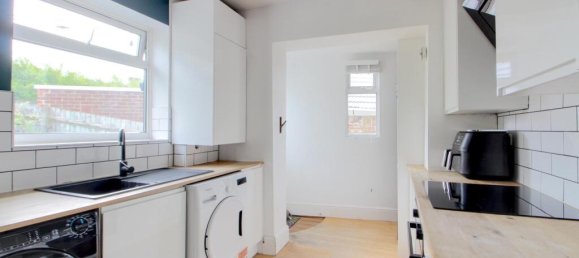 2 bedrooms House in Brighton and Hove, United Kingdom No. 13799 11