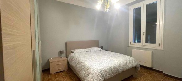 3-salle Penthouse à La Spezia, Italy No. 41250 29