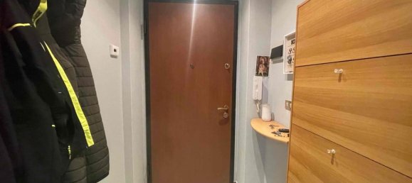 3-salle Penthouse à La Spezia, Italy No. 41250 34