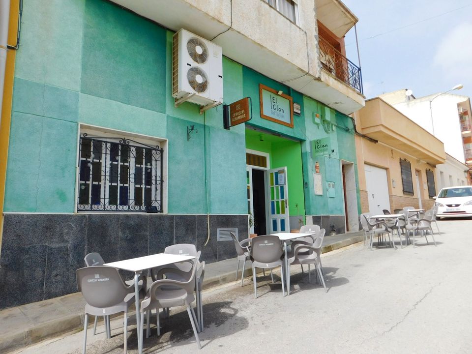 Gewerbliche Immobilie in Torremendo, Spain 149m², Nr. 189187
