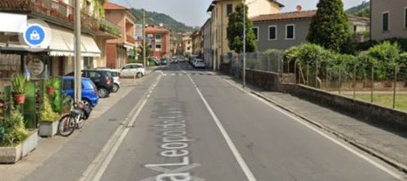 Квартира с 4 комнатами в Пеша, Италия № 40745 29