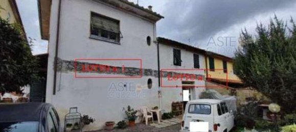 Квартира с 4 комнатами в Пеша, Италия № 40745 39