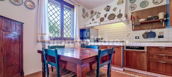 Вилла с 3 спальнями в Феррара, Италия № 378560 25