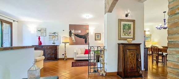 Вилла с 3 спальнями в Феррара, Италия № 378560 5