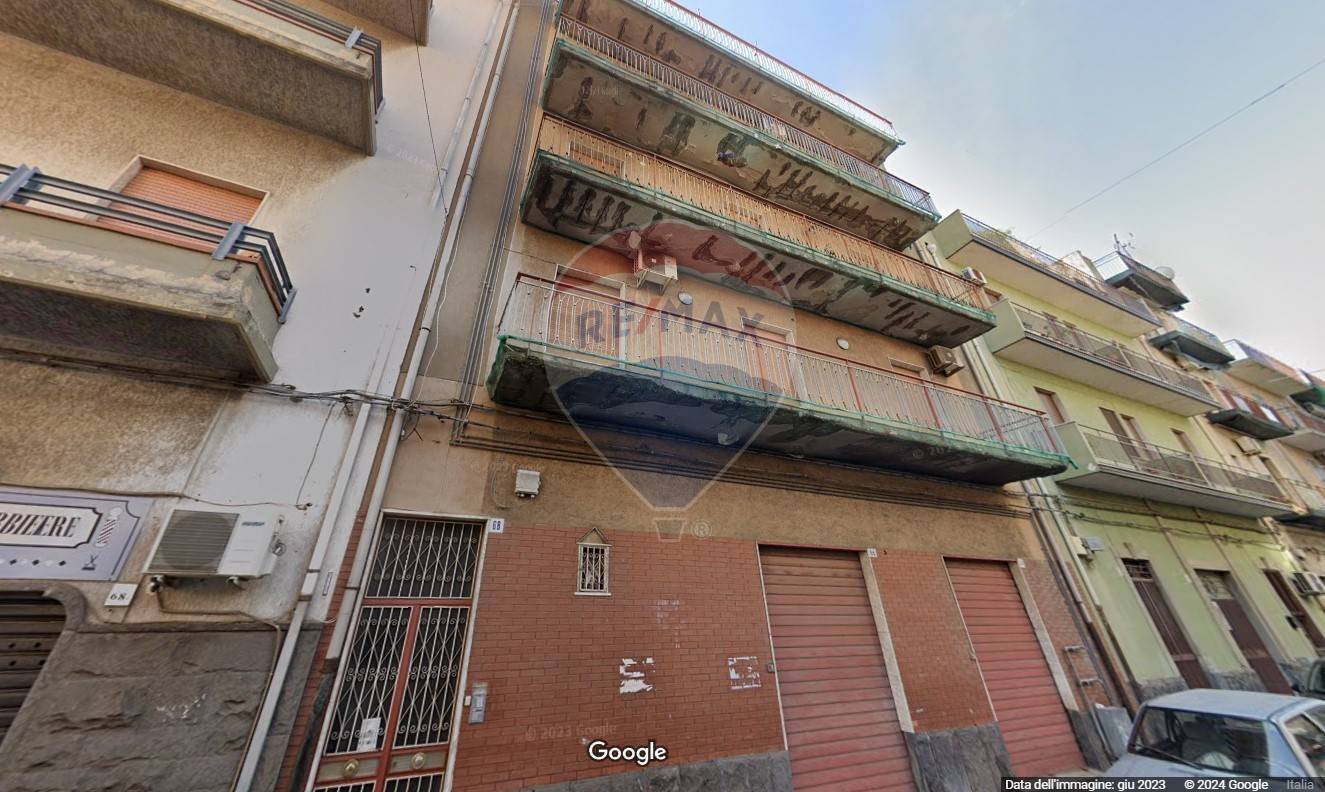 3 bedrooms Apartment in Catania, Italy No. 57923