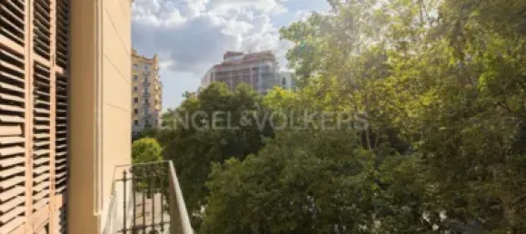 6 bedrooms Commercial property in Eixample, Spain No. 179147 2