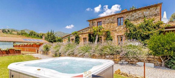 5 bedrooms Villa in Montecatini Val di Cecina, Italy No. 548 3