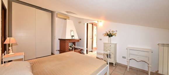 3 bedrooms Duplex in Arezzo, Italy No. 354970 9