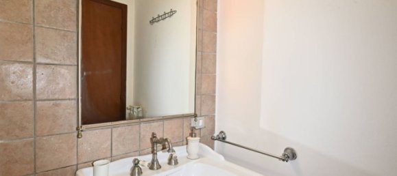 3 bedrooms Duplex in Arezzo, Italy No. 354970 5