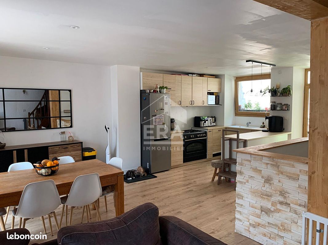 3 bedrooms House in Le Pont-de-Beauvoisin, France No. 338210