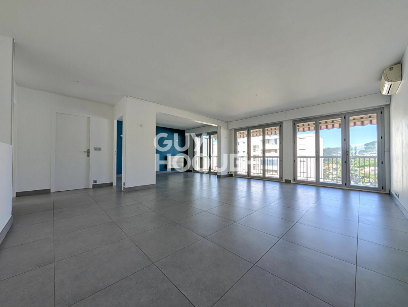 3 chambres Appartement à Valence, France No. 300882