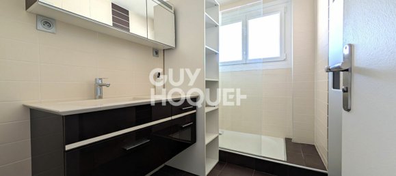 3 chambres Appartement à Valence, France No. 300882 8