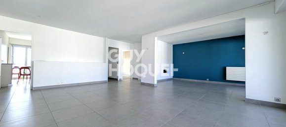 3 chambres Appartement à Valence, France No. 300882 3
