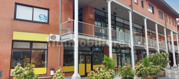39m² Commercial property in Grugliasco, Italy No. 325288 10