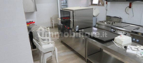 Propiedad comercial de 3 habitaciónes en Foggia, Italy No. 12648 9