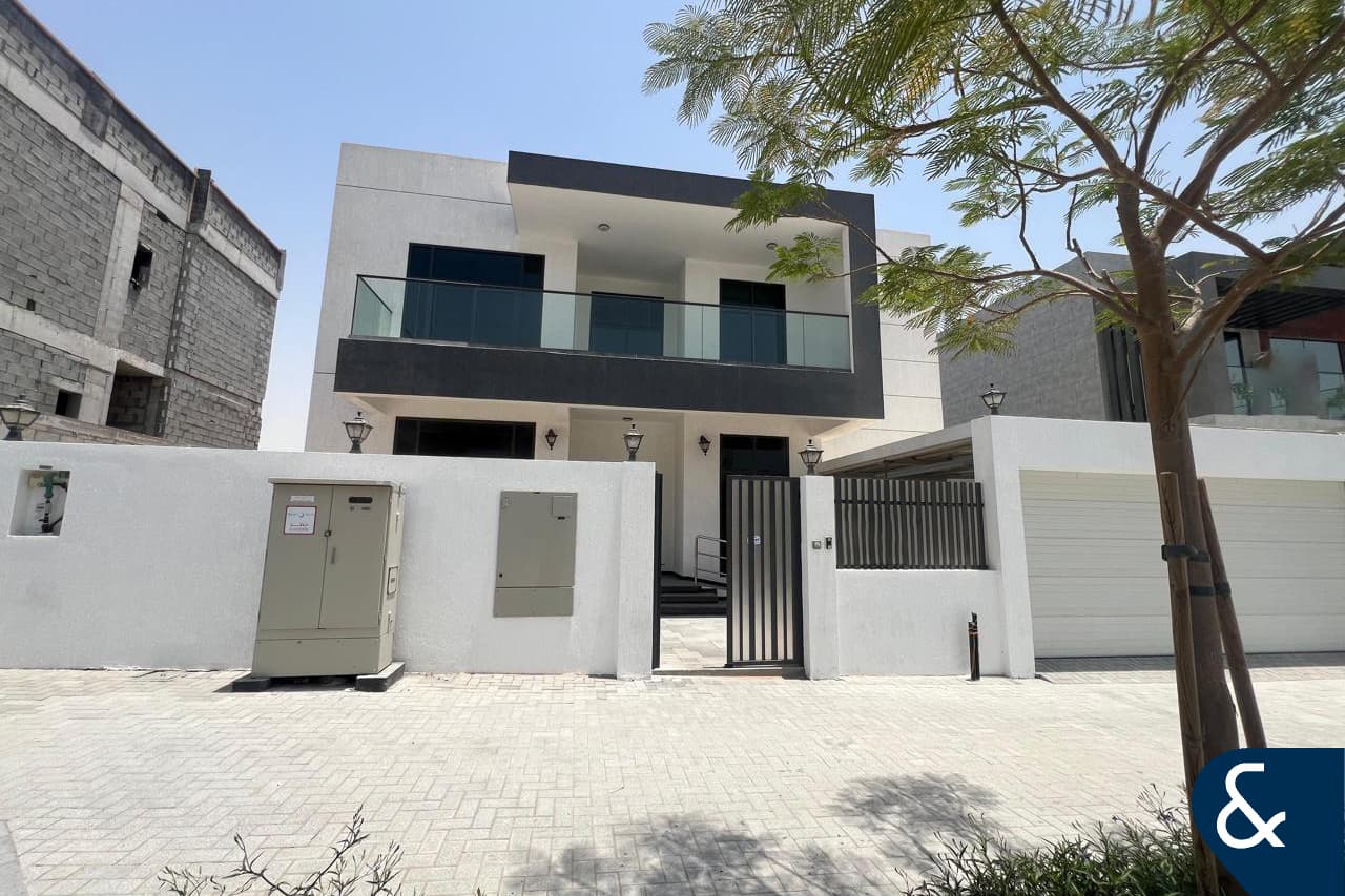 Villa de 5 dormitorios en Al Furjan, UAE No. 110596