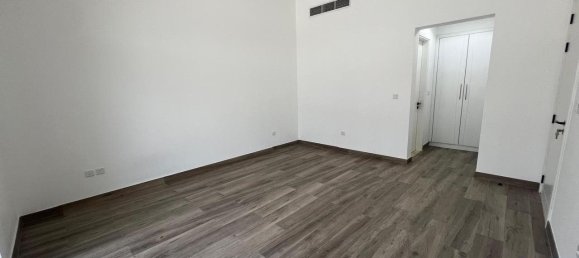 Villa de 5 dormitorios en Al Furjan, UAE No. 110596 21