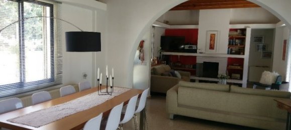 2 bedrooms Villa in Mesa Chorio, Cyprus No. 22370 2