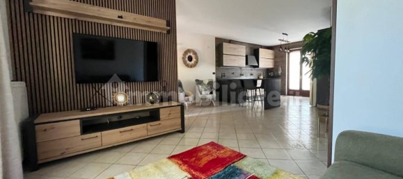 3 Schlafzimmer Haus in Grezzana, Italy, Nr. 263114 34