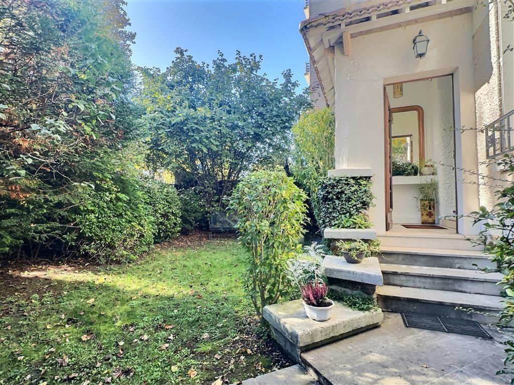 3 Schlafzimmer Haus in Saint-Maur-des-Fosses, France, Nr. 149027