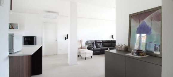 5-salle Penthouse à San Benedetto del Tronto, Italy No. 85850 3