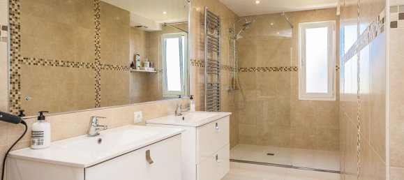 Вилла с 6 спальнями в Эстепона, Испания № 142294 13